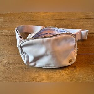 Lululemon 1L Belt Bag